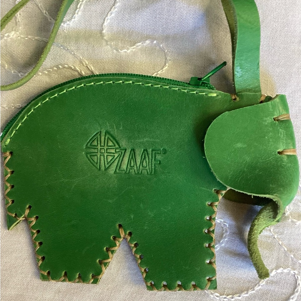 NWOT ZAAF Green Leather Elephant Coin Pouch/Purse Decor/Key Chain